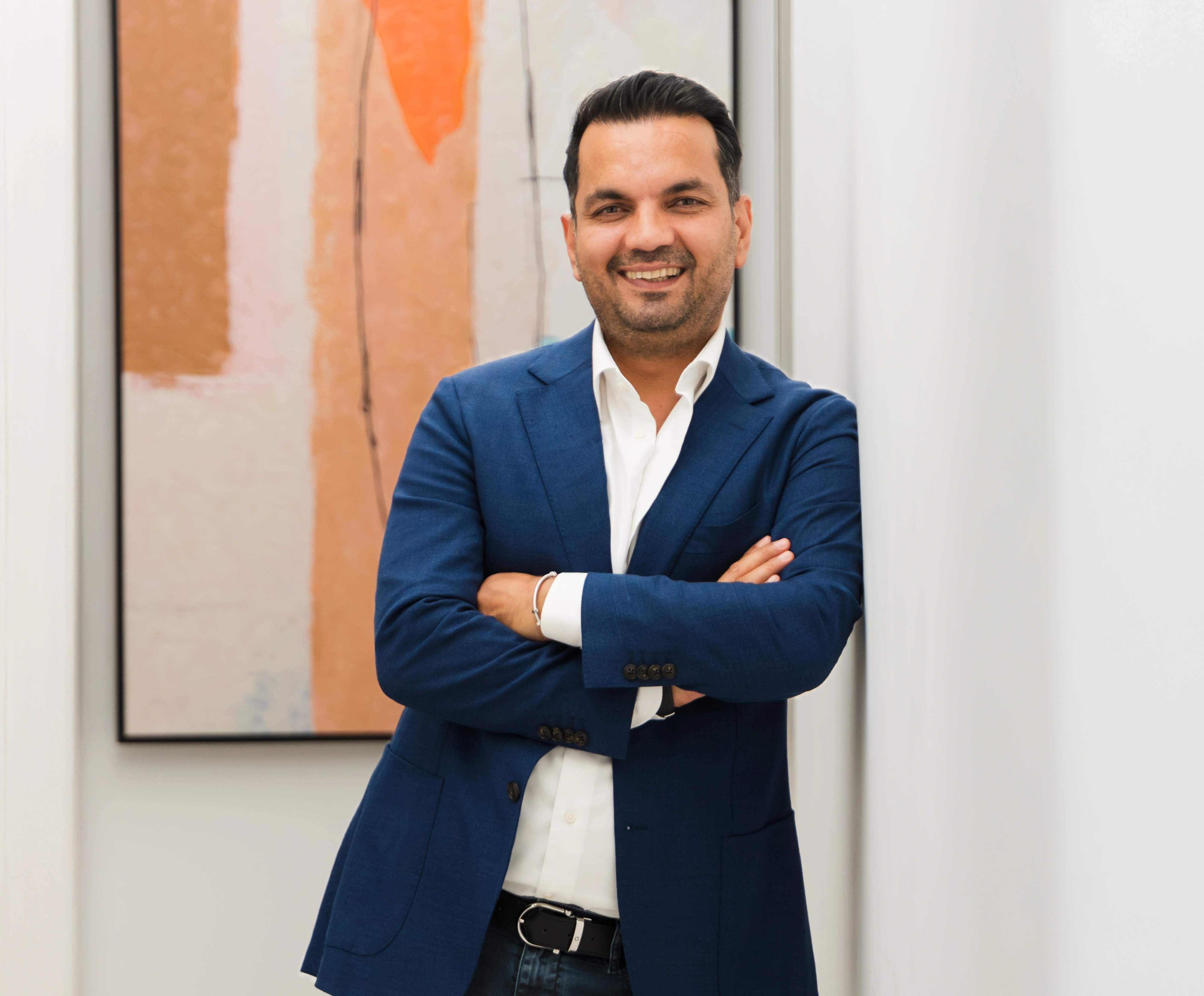 Farhad Nawrozzadeh - CEO CASANOVA Furniture